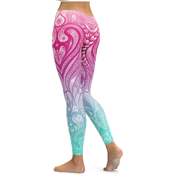 ❗️BOGO❗️Women’s leggings - Picture 3 of 7
